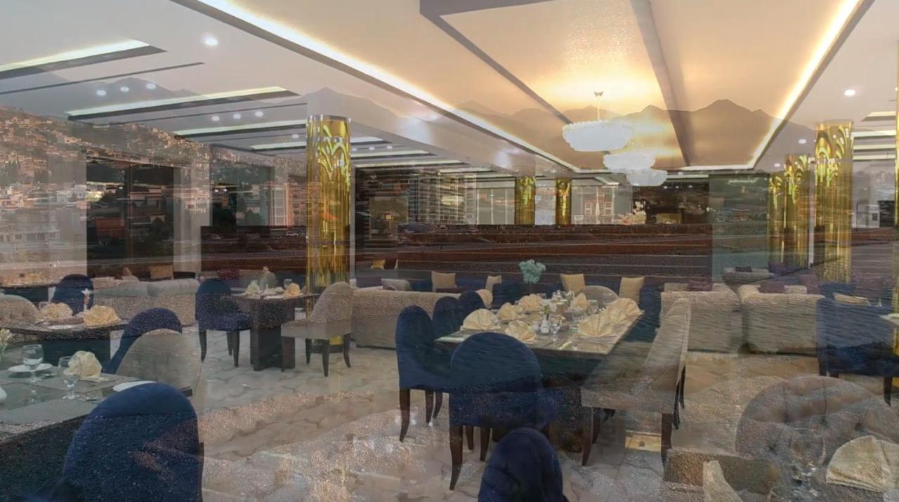 Swat Palace Hotel By Northin Mam Derai Екстериор снимка